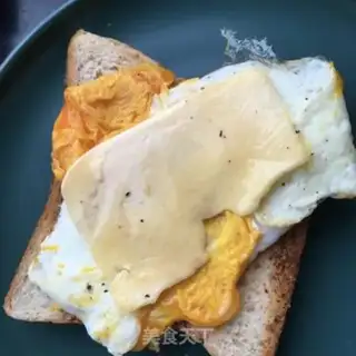 Make Egg sandwich step 8