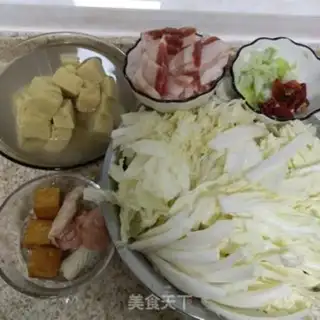 Make Five-flower cabbage croquette step 0
