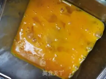 Make Egg fried rice step 1