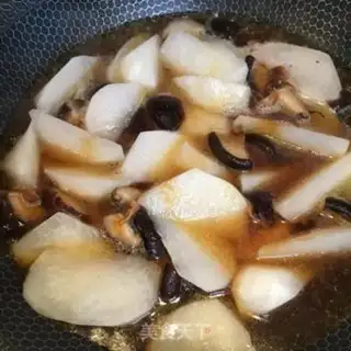 Make Mushroom burn radish step 3
