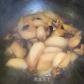 Make Mushroom burn radish step 4