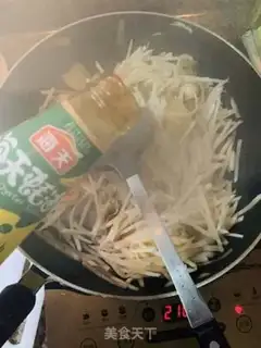 Make Dry sauerkraut radish soup step 6