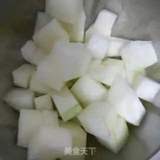 Make Scallop melon soup step 0