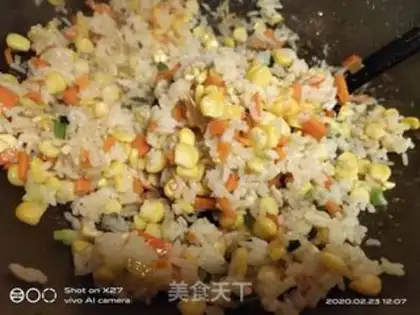 Make Carrot corn fried rice step 4