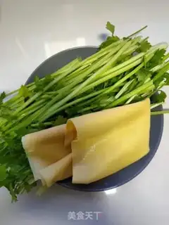 Make Celery with soybeans step 0