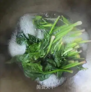 Make Scum of spinach step 1
