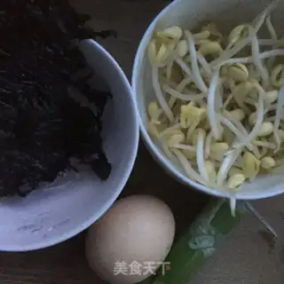 Make ♪ Sour and sour ♪ step 1