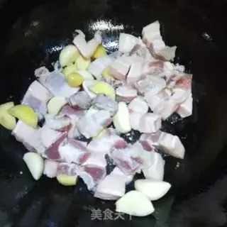 Make Five flowers for eggs step 5