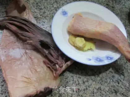 Make Steam squid and chicken legs step 0