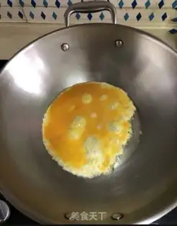 Make Spinach fried eggs step 4
