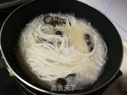 Make Three noodles step 5