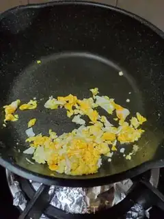 Make Fried omelet eggs, lumber shrimp coop step 2