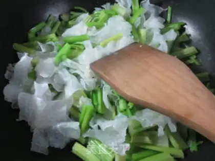 Make Silver-eared celery step 3