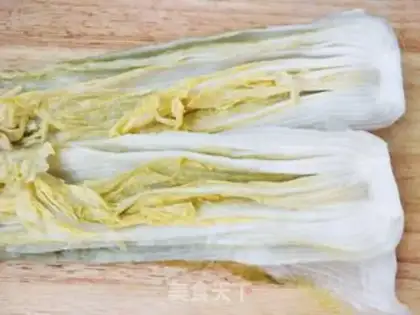 Make Sour sauce pie step 3