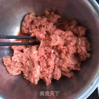 Make Routine carrot beef buns step 3