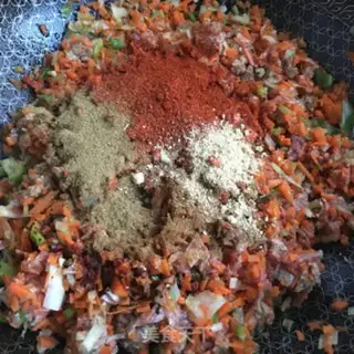 Make Routine carrot beef buns step 6