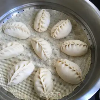 Make Routine carrot beef buns step 13