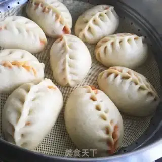 Make Routine carrot beef buns step 15