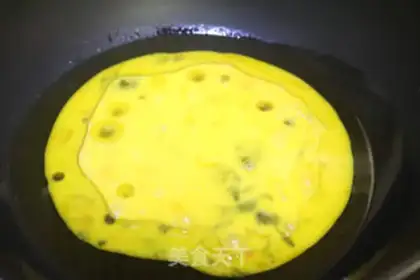 Make Scrambled eggs step 5