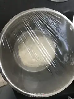 Make Creams of red sugar step 5