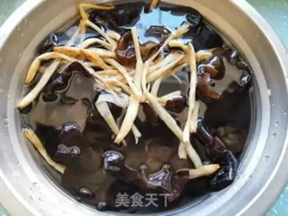Make Traditional mushu meat step 0