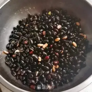 Make Homemade black tofu step 0