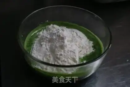Make Handy spinach noodles step 2