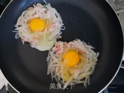 Make Potato omelet step 5