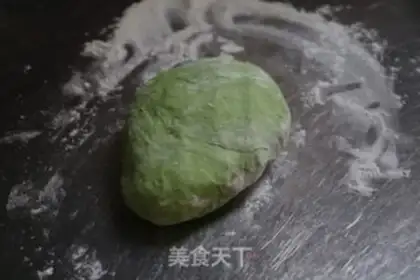 Make Handy spinach noodles step 5