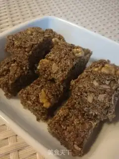 Make Black cereal walnuts step 9