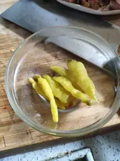Make Dry-pot hot chicken step 1