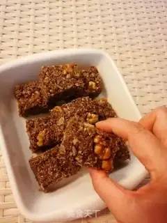 Make Black cereal walnuts step 10