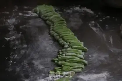 Make Handy spinach noodles step 8