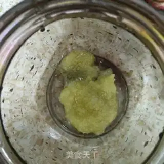 Make Bronze lemon honey water step 4