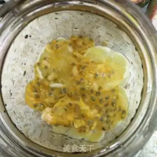 Make Bronze lemon honey water step 6
