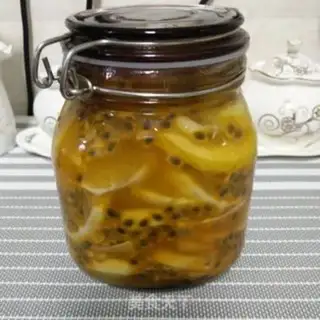 Make Bronze lemon honey water step 8