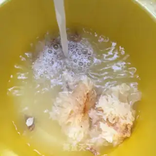 Make Silver ear walnuts and rice step 3