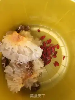Make Silver ear walnuts and rice step 4