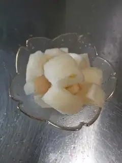 Make Quick, silver, edible step 1
