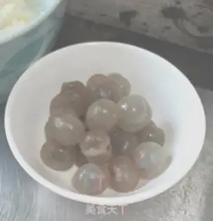 Make Quick, silver, edible step 2