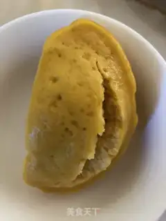 Make Pumpkin buns step 4