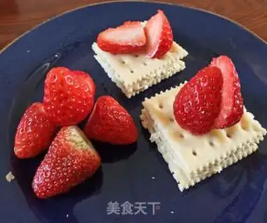 Make Strawberry cheese soda cookies step 5