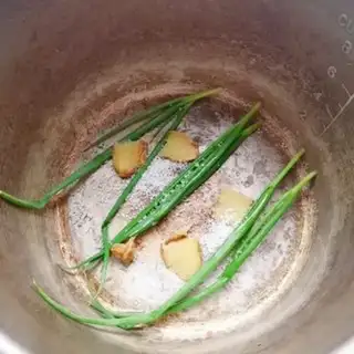 Make Pork hoof step 6