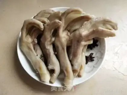 Make Pepper duck claws step 4