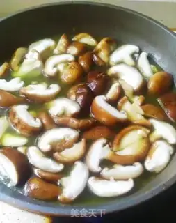 Make Beef fried mushrooms step 1