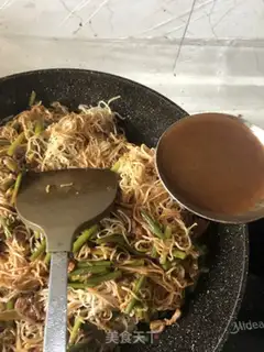 Make Garlic noodles step 6
