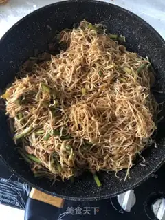 Make Garlic noodles step 7