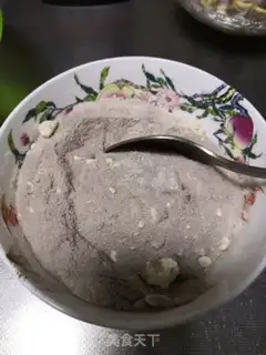 Make Coco-cococo-cocoo-cow-rolling sugar step 4