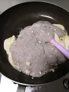 Make Coco-cococo-cocoo-cow-rolling sugar step 10