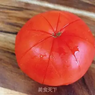 Make Tomato fried eggs step 1